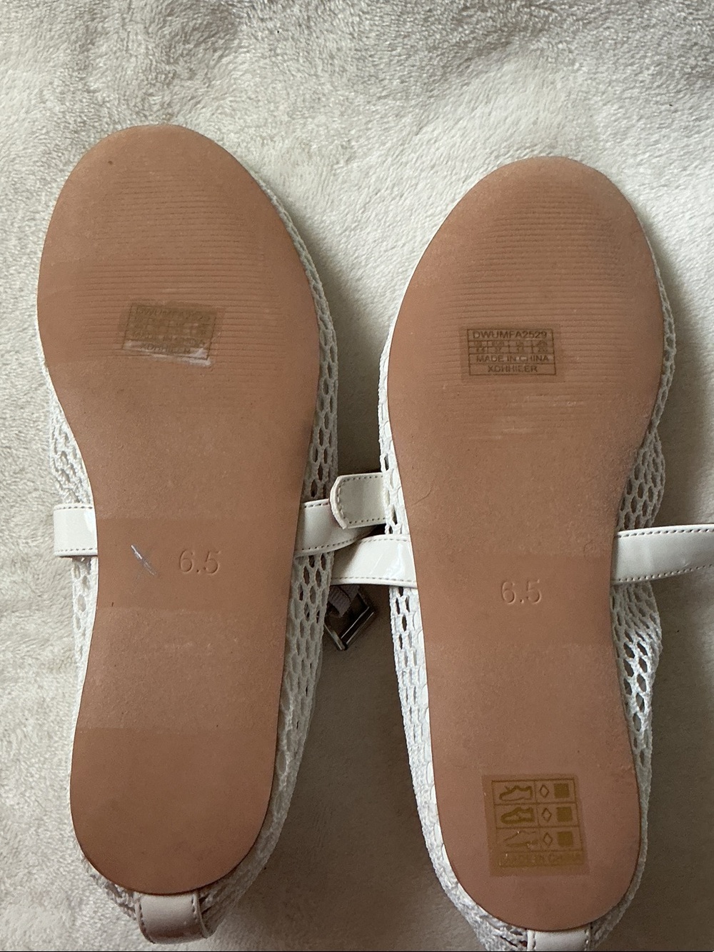 Dream Pairs White Mesh Slingback Flats - Picture 4 of 4